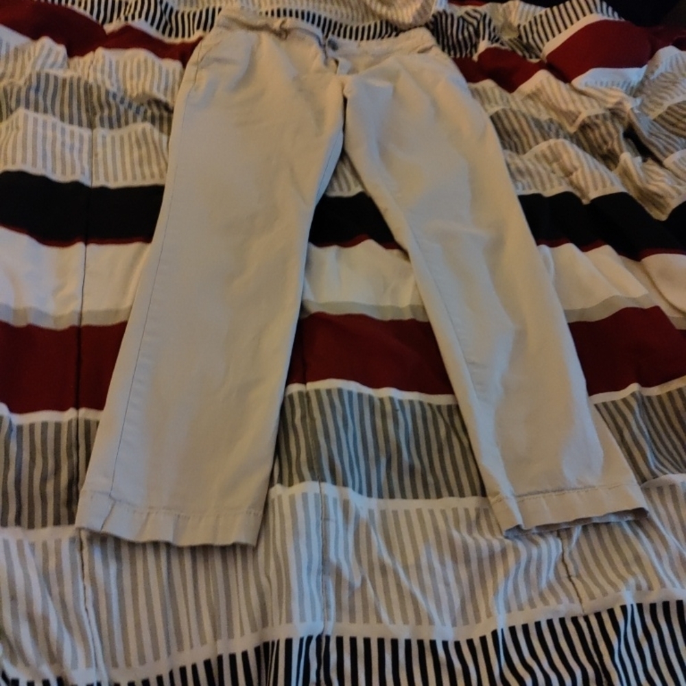 Banana Republic cream Size 4 Pants Very Nice With Pockets